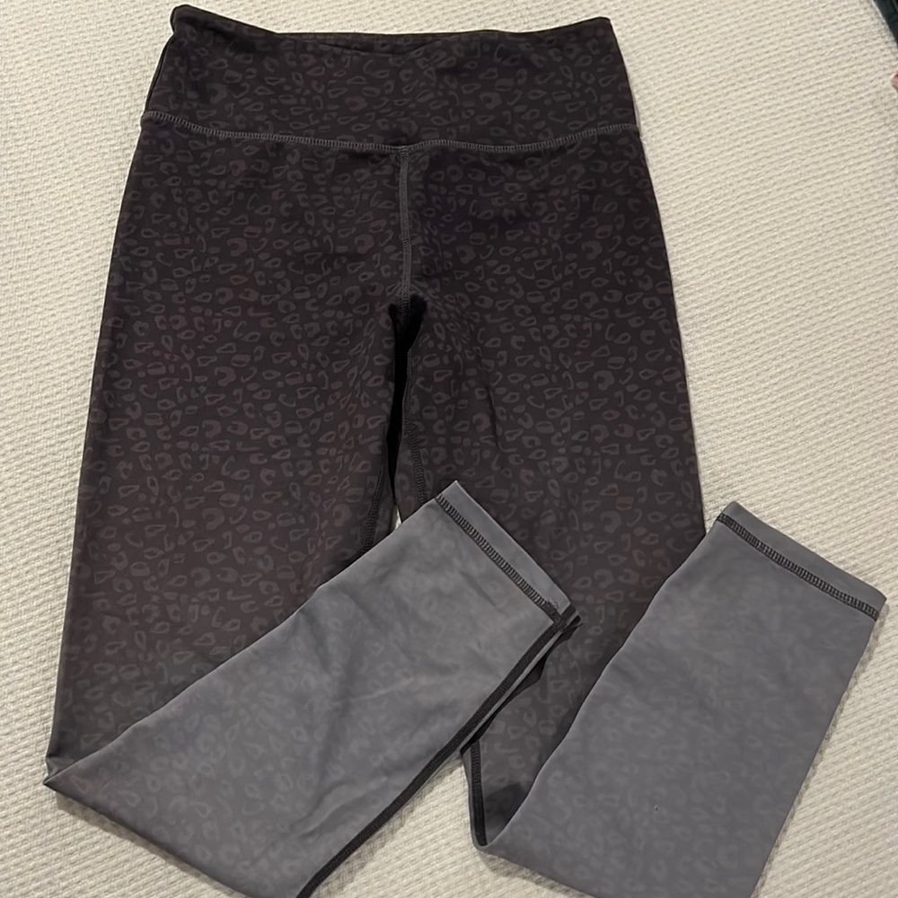 Zyia cheetah ombré leggings